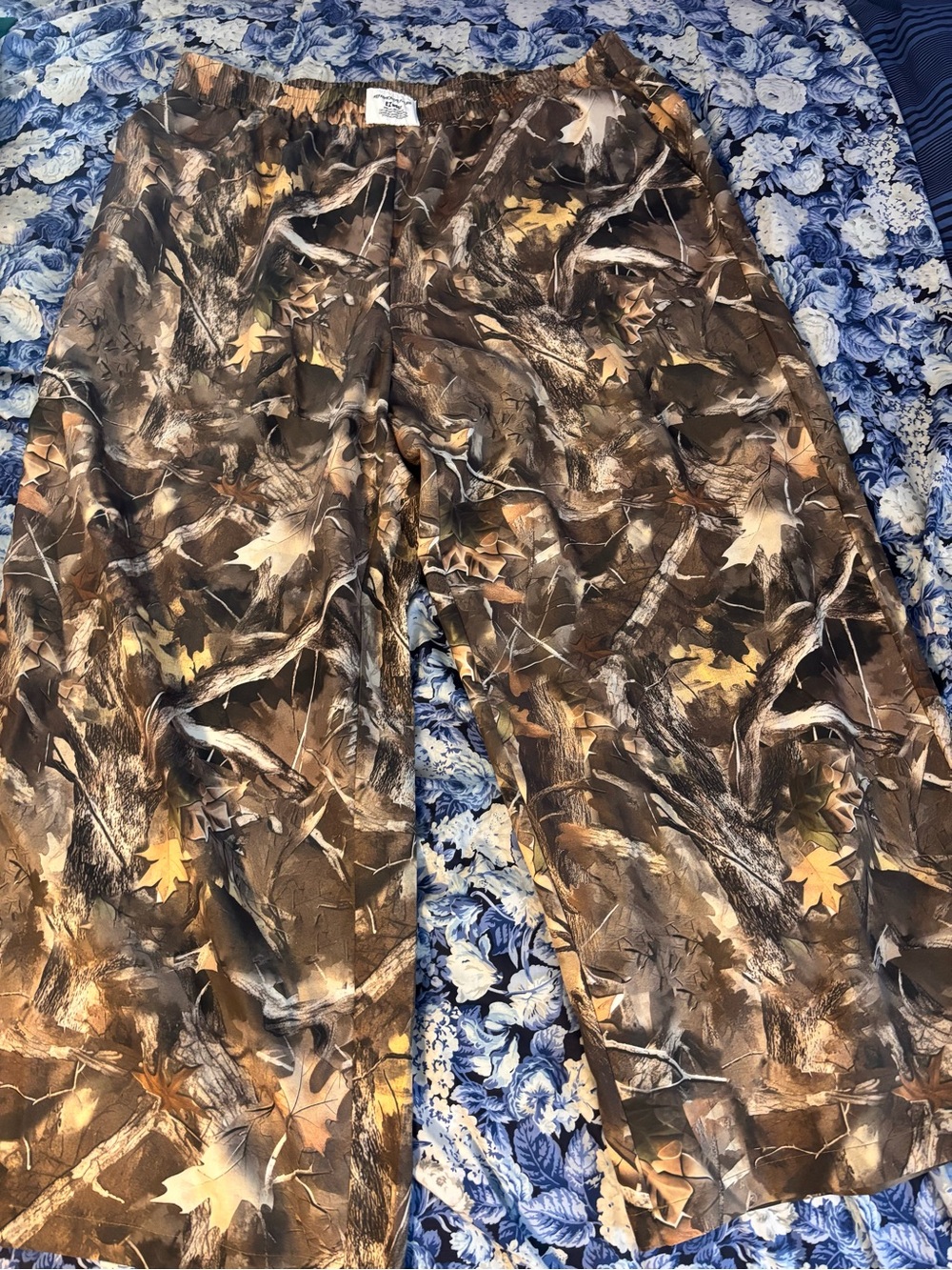 Shein Camo Leaf Print Lounge Pants - Brown & Tan